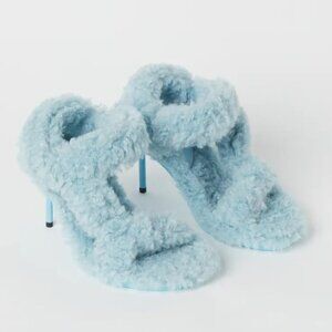 H&M Innovation CoExist Light Blue Faux Fur Vegan Fluffy Sandals